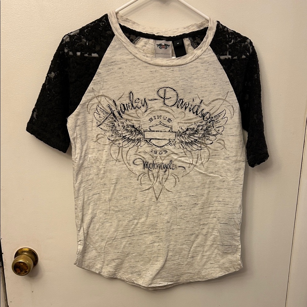 Harley-Davidson White and Black Graphic Tee Medium